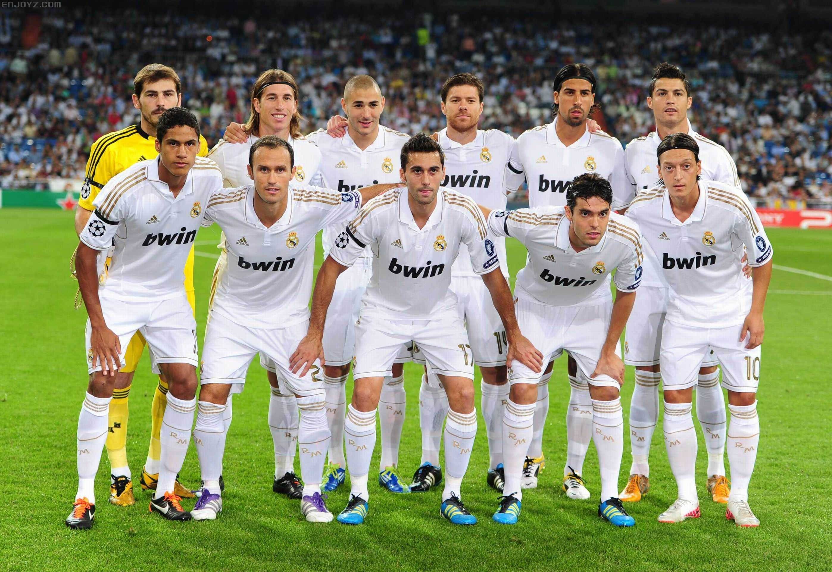 意媒：那不勒斯想要引进格雷茨卡，拜仁目前没有计划让球员在冬窗的时候离队（意媒：那不勒斯有意格雷茨卡，拜仁暂无冬窗放人计划）