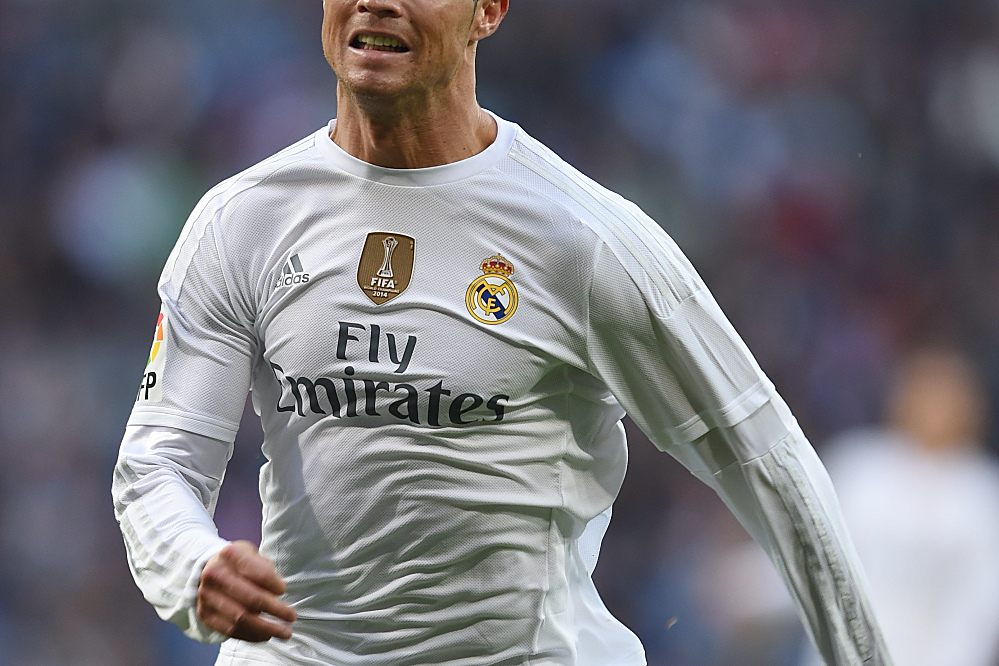 世欧预战报：祖布科夫建功，古苏利克传射，乌克兰2-0冰岛（世预赛欧洲区：祖布科夫破门，古苏利克传射，乌克兰2比0力克冰岛）