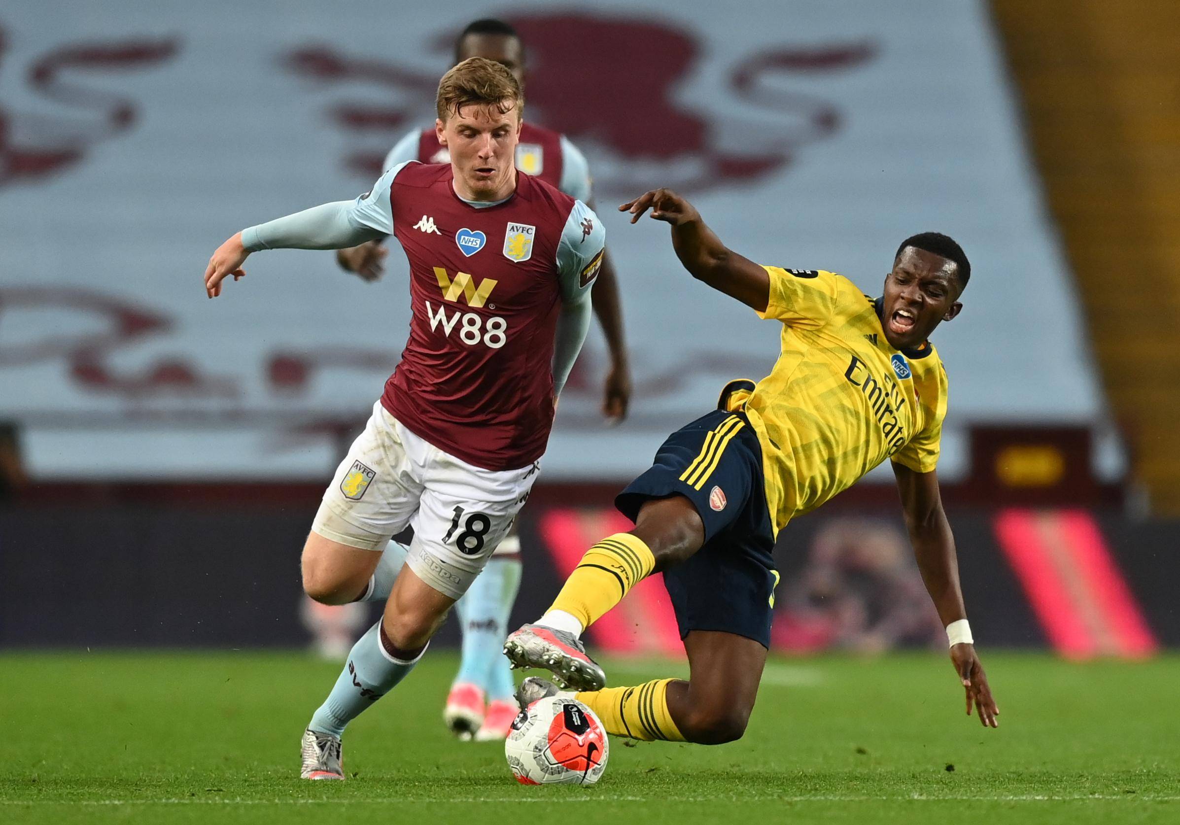 曼联再陷低谷：老特拉福德的失望之夜