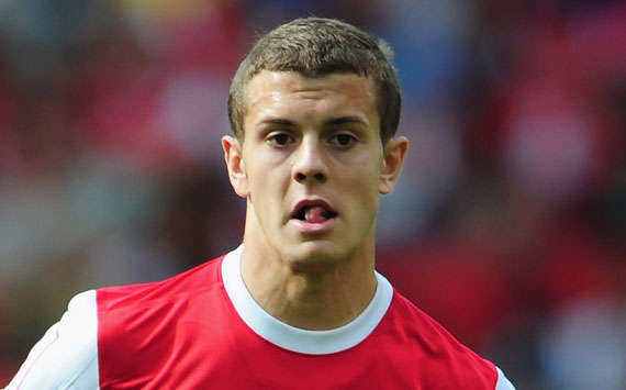 MLB》大谷翔平笑容变多了 袖套便服照、左膝成焦点引女网友大骚动