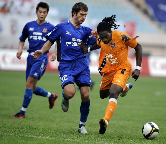 阿森纳伤病潮后又迎硬仗 数据暗示无惧＂苦主＂（伤病潮未退，阿森纳再碰硬骨头 数据显示无惧“苦主”）