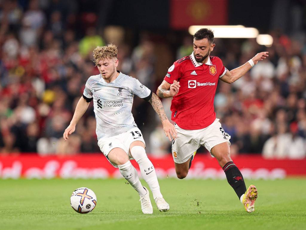 连救4个局点轰6-0！王曼昱打出窒息逆转，第三局直接打崩对手