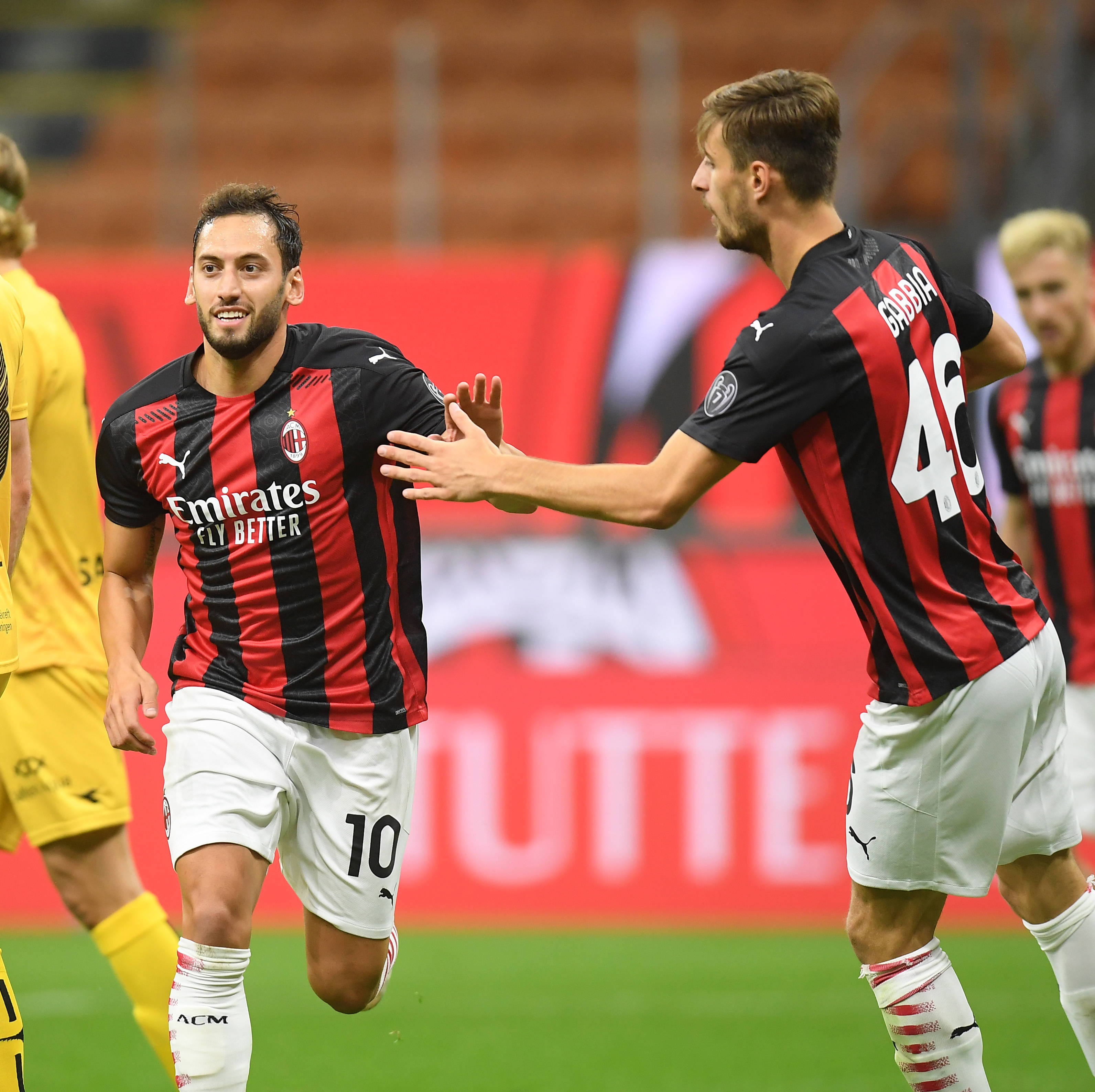 亚精英赛战报：路易斯中柱、荒木隼人制胜球，广岛1-0申花（亚精英赛：荒木隼人制胜、路易斯中柱，广岛1-0力克申花）